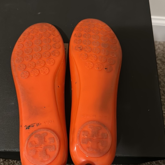 Shoes - Picture 4 of 4